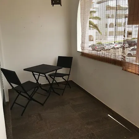 Apartment, Next To The With Swimming Pool * Porches (Algarve)